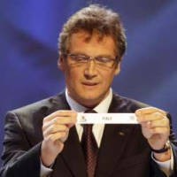 Italia-Brasil Berat, Spanyol Mudah