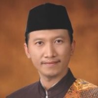 Sekolah Adalah Candu 