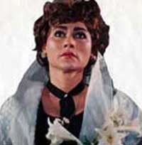 Keluarga Suzanna Tolak Clift Sangra Kuasai Harta