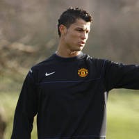 Ronaldo Siap Bermain