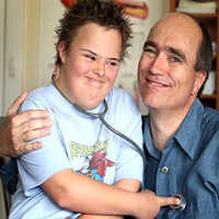 Dokter & Anak Down Syndrome Akhirnya Boleh Tinggal di Australia