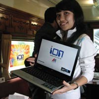 Netbook ION Meluncur di Gerbong Kereta Api