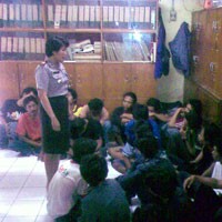 Kencing 30 Liter, Enam Sopir Truk Dibui 