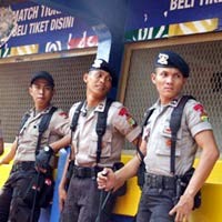 Stadion Oke, Keamanan Oke