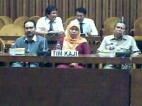 Kaji Geruduk Komisi II DPR