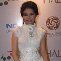 Persembahan Cinta Penuh Kejutan