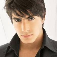 Superman Ciuman Dengan Bintang Die Hard 4