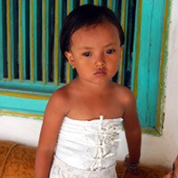 Bantuan Bocah 4 Tahun Tanpa Anus Terus Mengalir