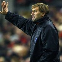 Ancelotti Pede, Adams Antusias