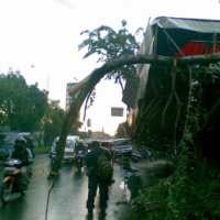 Angin Kencang di Fatmawati Bisa Jadi Squall