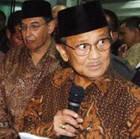Habibie Nilai Kesalahan Indonesia Terletak Pada Modelnya