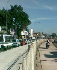 Pembetonan Jl Raya Bogor Bikin Macet, Tak Ada Satupun Polisi