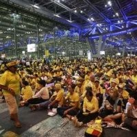 Penutupan Bandara di Bangkok Memukul Perekonomian Thailand