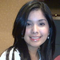 Annisa Pohan Jenguk Ayah di Penjara