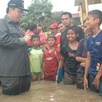 450 KK Masih Terisolasi Banjir di Kampung Cieunteung