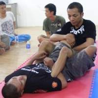 Bermain Catur Dengan Tubuh