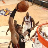 Tekuk Suns, Wade Cetak 43 Poin