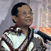 Sengketa Pilkada Jatim Diputus Selasa, Mahfud MD SMS Gus Ipul & Khofifah