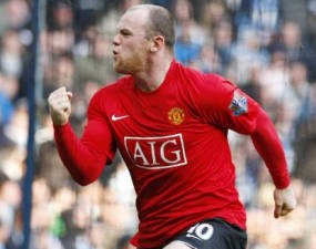 Rooney Bawa MU di Depan