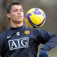 Ronaldo Seperti Maradona dan Pele