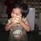 M. Izzuddin Ghazi S, 2,4 Tahun; Lelaki; m