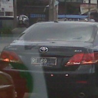 Akses Ciputat Lumpuh, Mobil Pejabat Terjebak