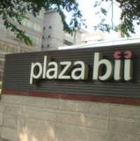 Maybank Tempatkan Manajemen di BII