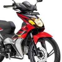 Kamis, Honda Blade Meluncur