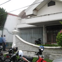 Usai Disapa, Singgih Ditodong Pistol