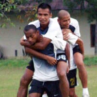 Latihan Ringan, Timnas Bermain Game