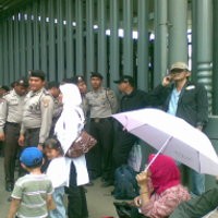 Korban Lapindo Kepung Istana, Ingin Bertemu SBY