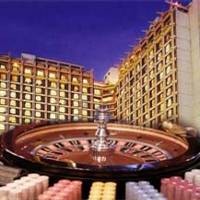 Aman Berjudi di Depan Hidung Markas Polisi