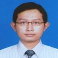 Antrian Panjang di Gerbang Tol Kuningan Dua