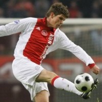 Real Madrid Dapatkan Huntelaar 