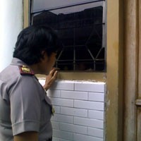 Pembantu Rumah Tangga Diduga Disekap Majikan