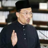 Anwar Ibrahim Beri Kuliah di UI Depok, Mahasiswa Rela Duduk di Lantai