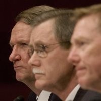 Petinggi Big Three Siap Dibayar 1 Dolar per Tahun Demi Bailout