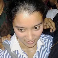 Mukena Untuk Marcella Zalianty