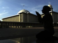 Penerima Kurban di Istiqlal Harus Celup Jari ke Tinta