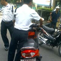 Jalur Puncak Macet, Arus ke Jakarta One Way