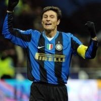 Zanetti Ukir Rekor Inter 