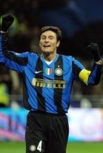 Zanetti Ukir Rekor Inter 