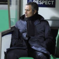 Mourinho Pasrah Bertemu Barca atau MU 