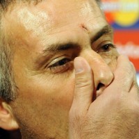 Mourinho Terluka, Matrix Cedera