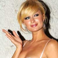 Paris Hilton: Saya Tidak Bodoh!