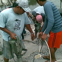 Pembersihan Reruntuhan Jembatan Diprediksi 3 Jam