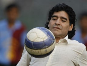 Maradona Butuh Pelatih di Dalam Lapangan