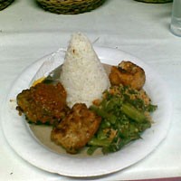 Nikmati Ayam Bakar Kendil Bengker di Gubeng Kertajaya