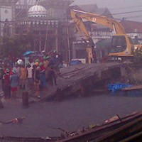 Tim SAR Kesulitan Mengevakuasi Mayat yang Diduga Hadiri