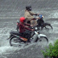 Surabaya Diguyur Hujan Deras